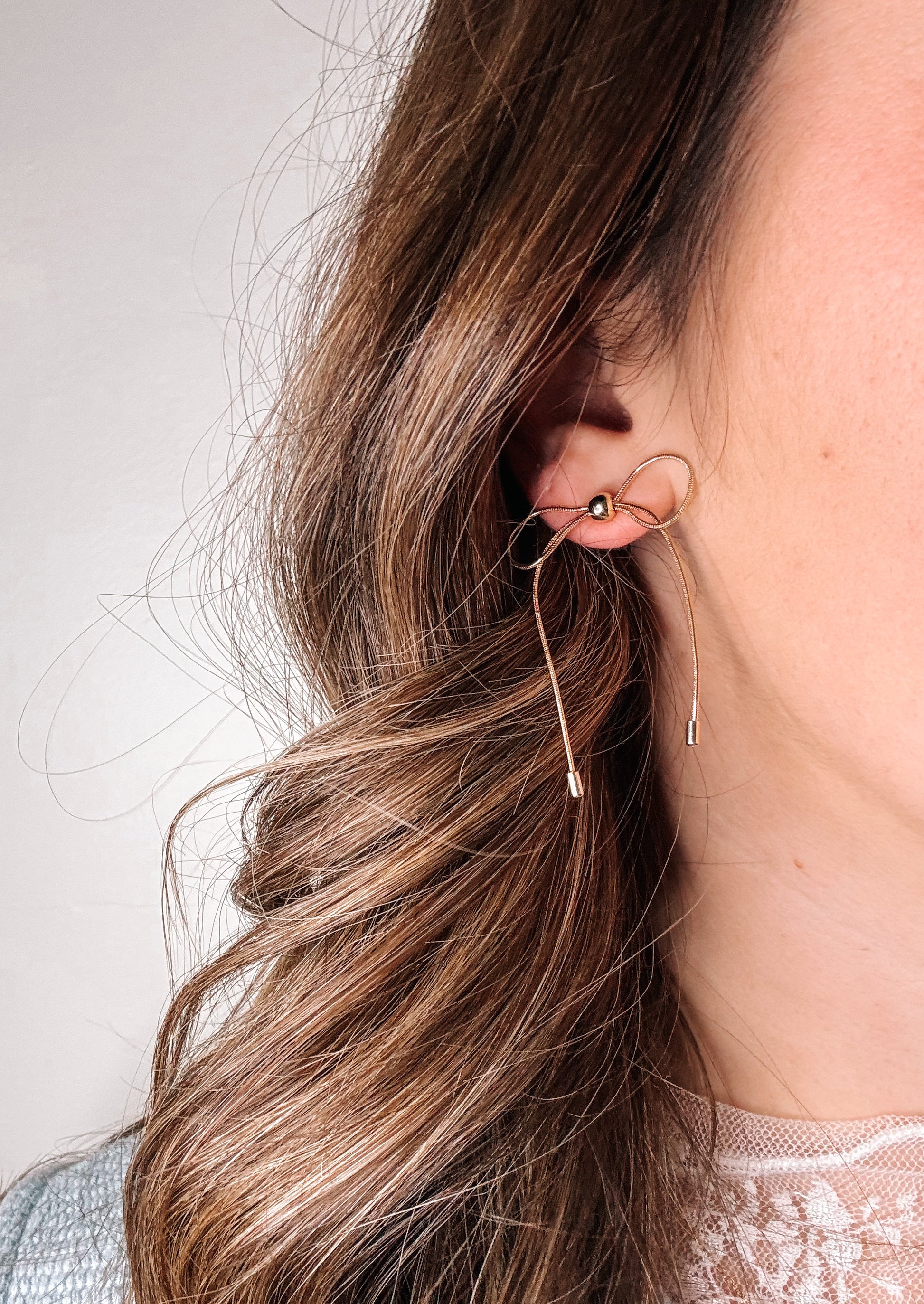 Bow Cord Studs image 1