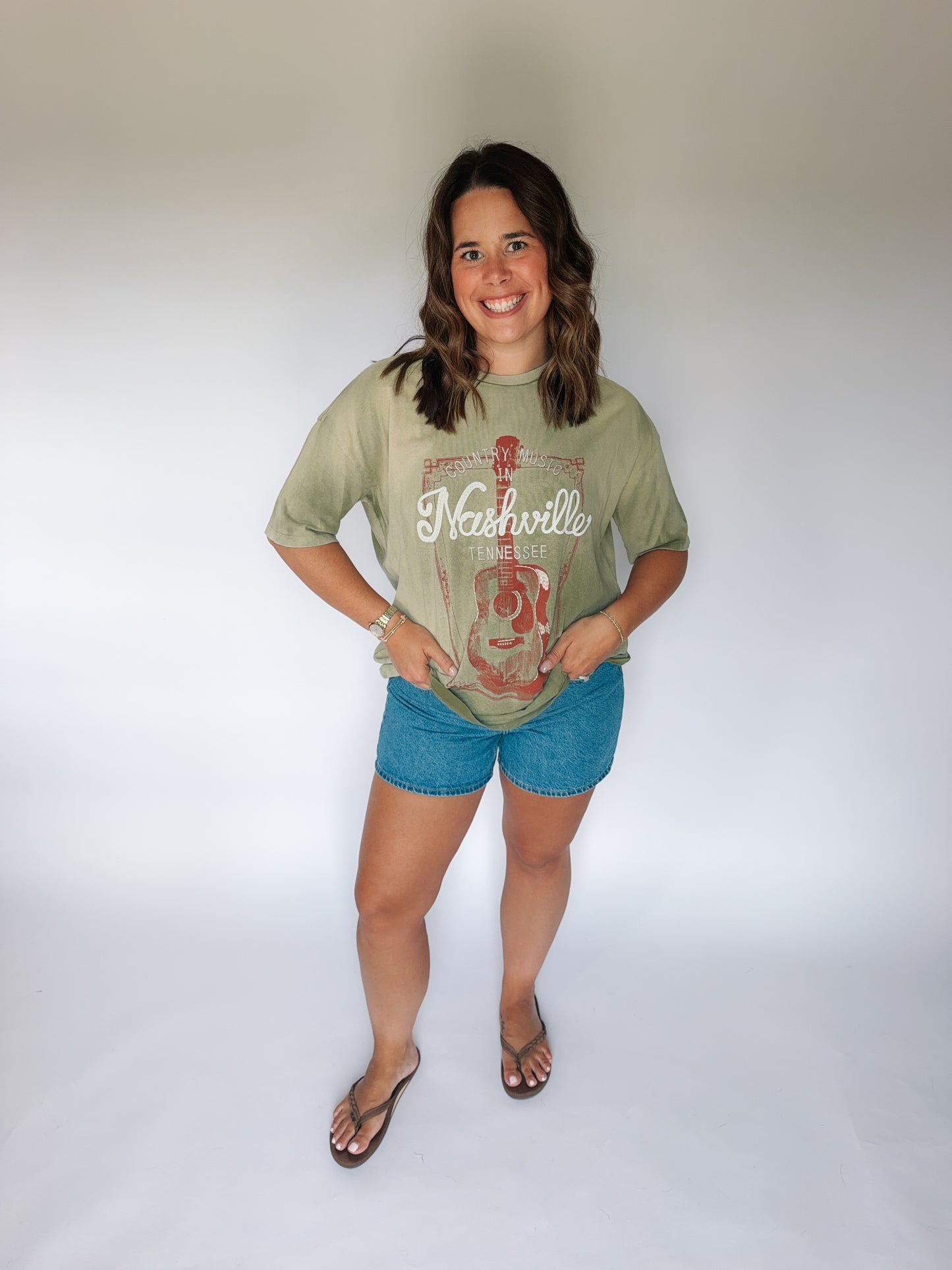 Nashville Graphic Tee