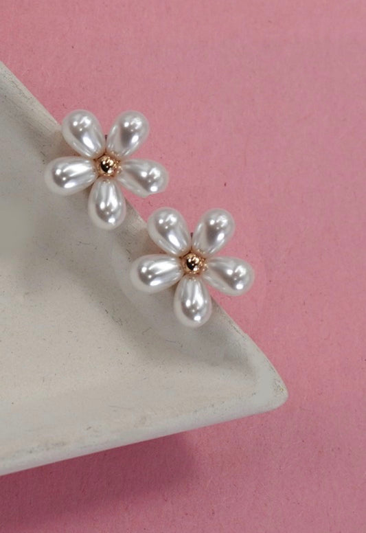 Faye Flower Earrings